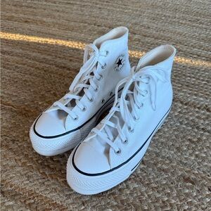 Converse Classic White Canvas High-Tops